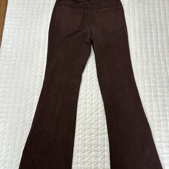 Tinseltown Brown High Rise Pieced Flare Jeans - Size 1 - Picture 8 of 9